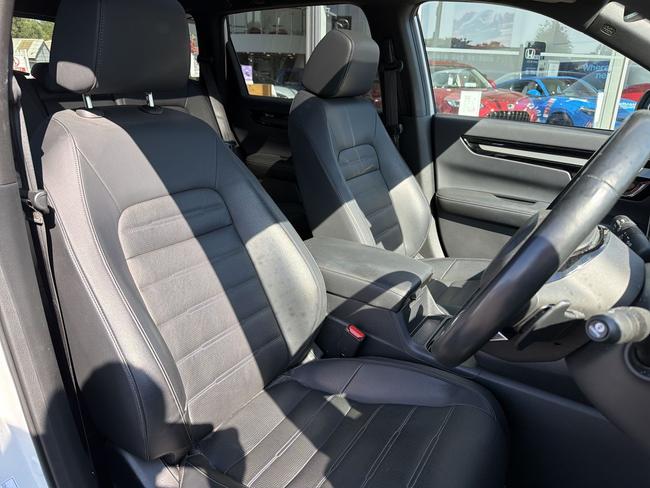 Honda CR-V Photo 48ca34c4-e68f-490f-8d3c-918988db0f6b.jpg