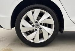 Volkswagen Golf Photo 5