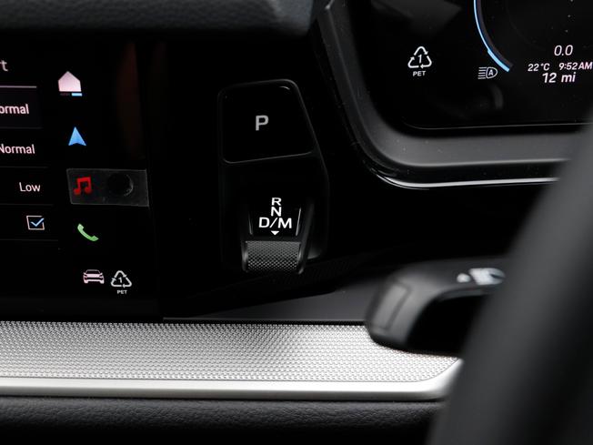 PORSCHE Cayenne Photo 15