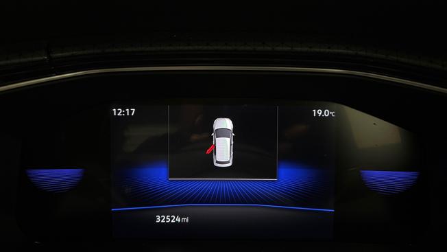 VOLKSWAGEN T-Cross Photo 9