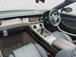 BENTLEY Continental Photo 2