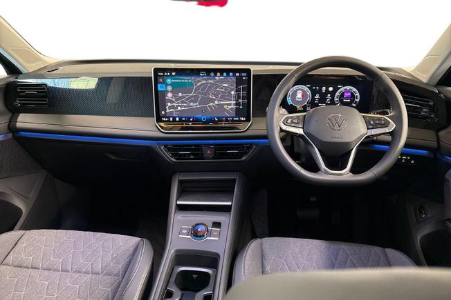 VOLKSWAGEN Tiguan Photo 10
