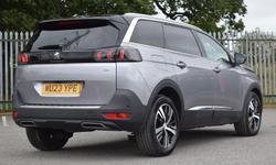 Peugeot 5008 Photo 3