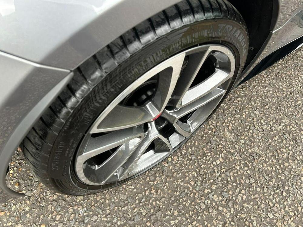 Used Jaguar F-Type MT21VLA 46