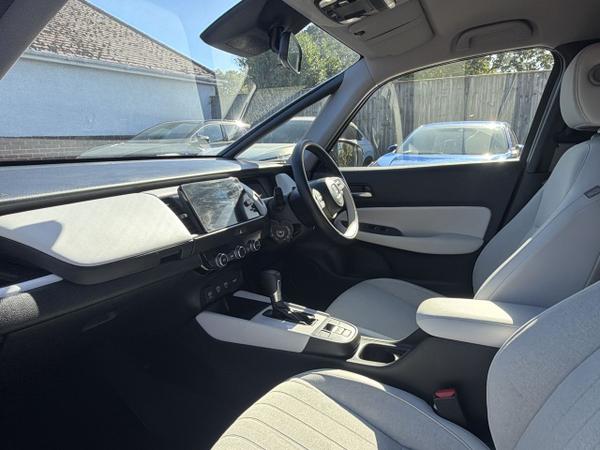 Honda Jazz Photo 1