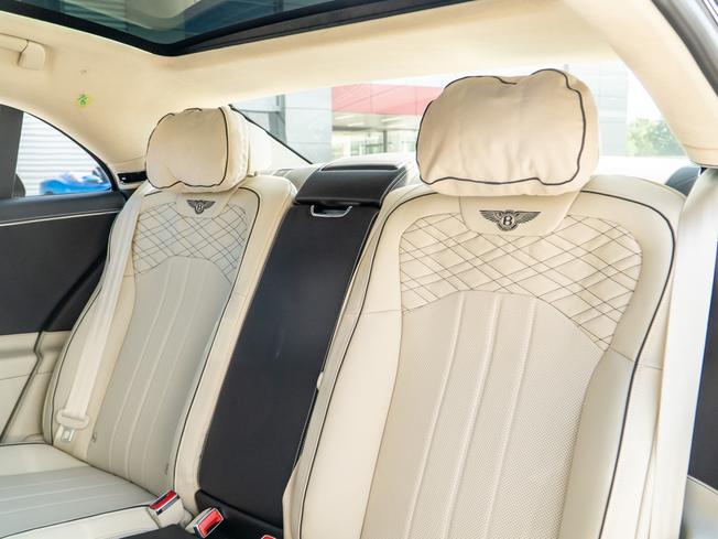 BENTLEY Flying Spur  Photo 21