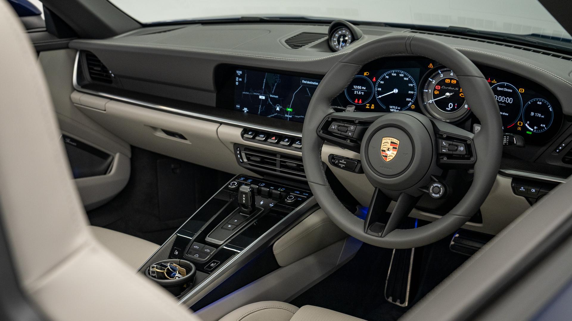 Porsche 911 Turbo S Photo 49368796-dc6d-42f0-ad74-8ea09104c7ce.jpg