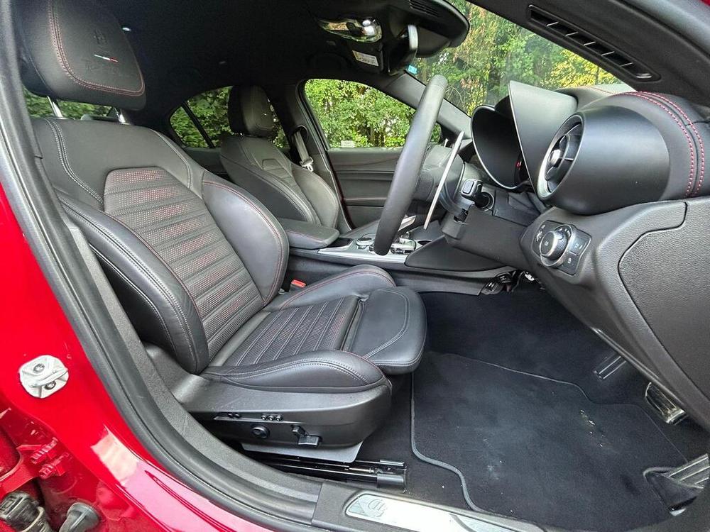 Used Alfa Romeo Giulia RA25EVW 27