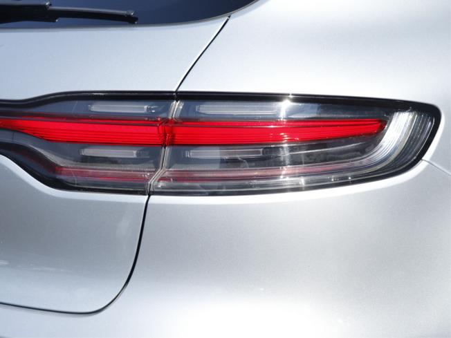 PORSCHE Macan Photo 7