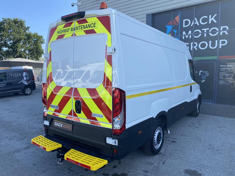 Iveco Daily Photo 4964f76b-539e-41fd-8bda-f9a527c95931.jpg