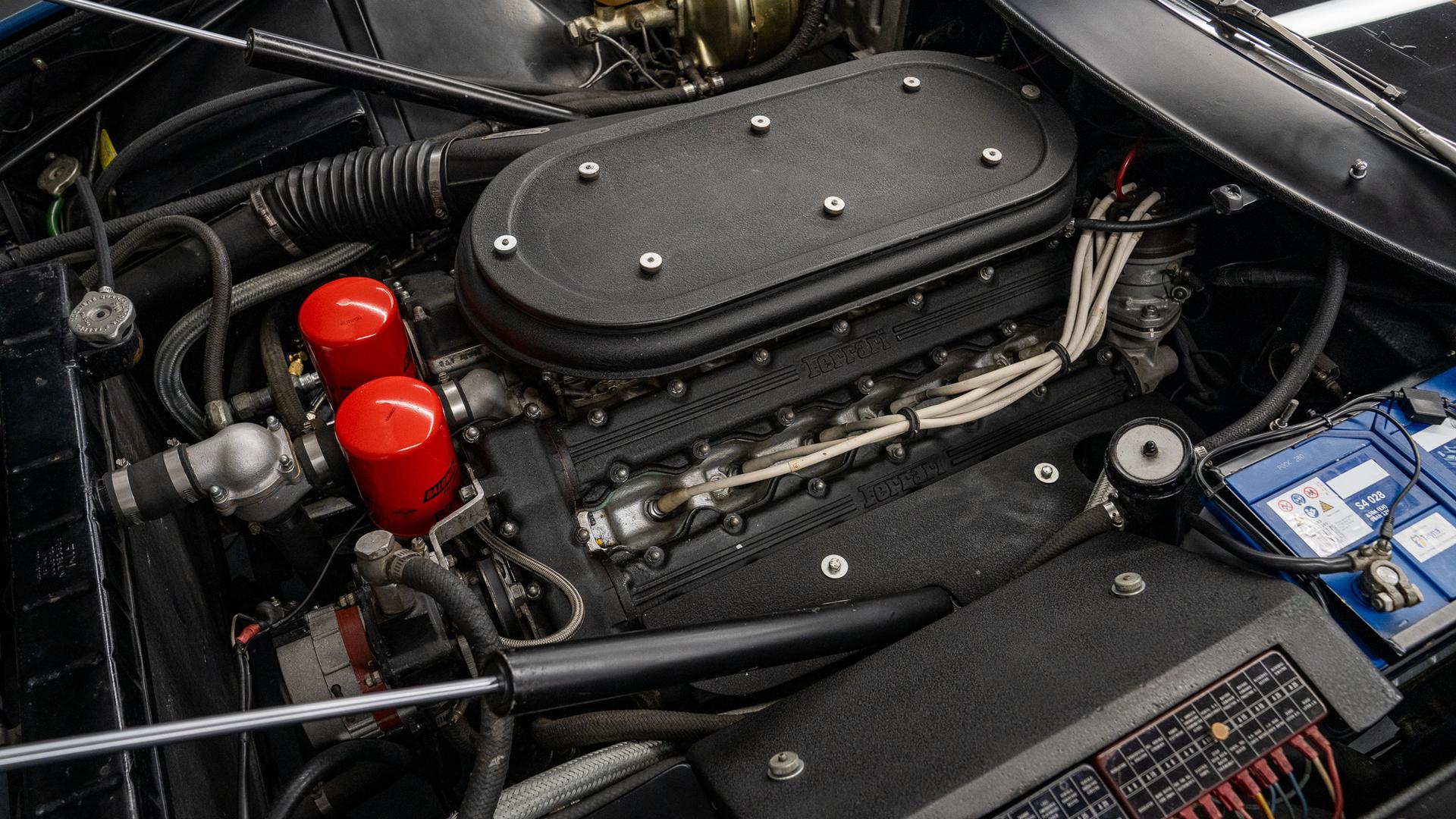 Ferrari 365 GTB/4 Daytona Photo 4965aecf-36a7-4c68-bcde-e3bd254dea3d.jpg