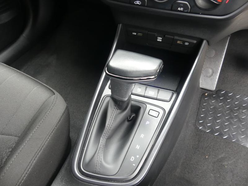 Hyundai BAYON Photo 49772de5-90e3-48a0-8cf7-7b686284b59f.jpg
