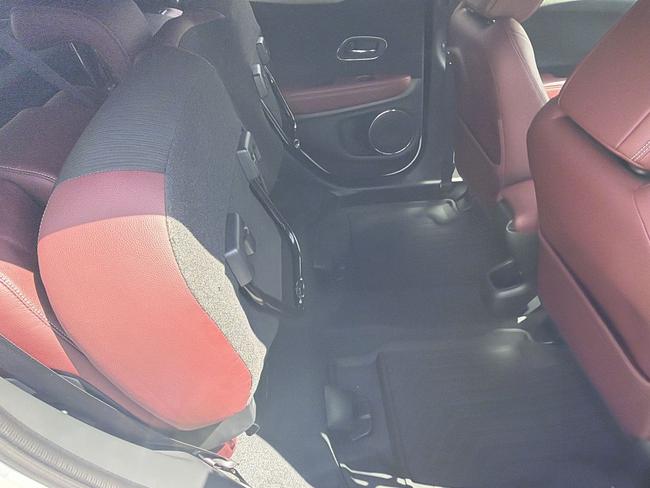 Honda HR-V Photo 498312d1-aaab-42e6-a90f-2a3f0fd08e54.jpg