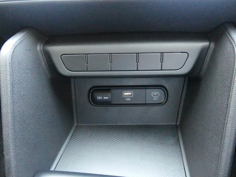 Kia Sportage Photo 49842d80-6661-437c-9d1a-8c9f40462fbd.jpg