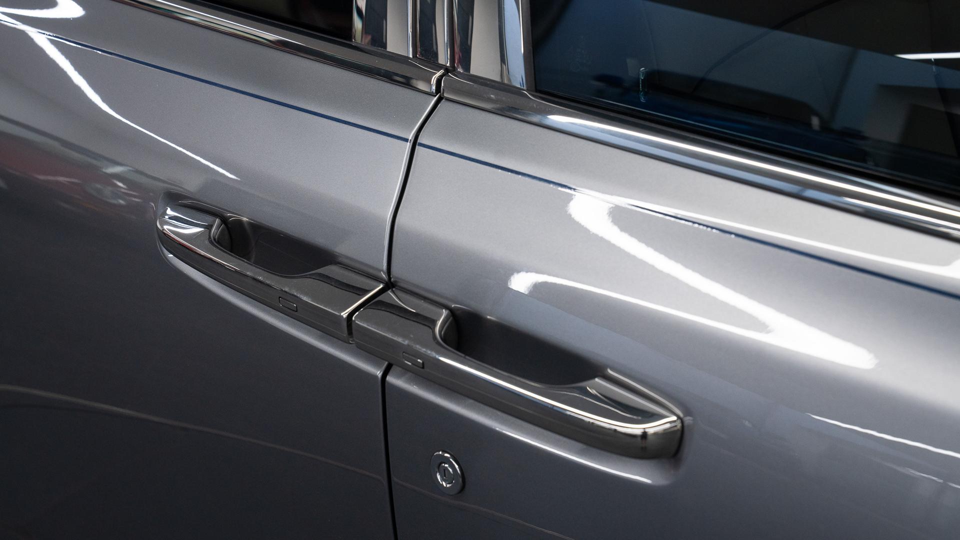 Rolls-Royce Phantom Photo 4989e769-5cac-483a-badc-c57691db5c1f.jpg