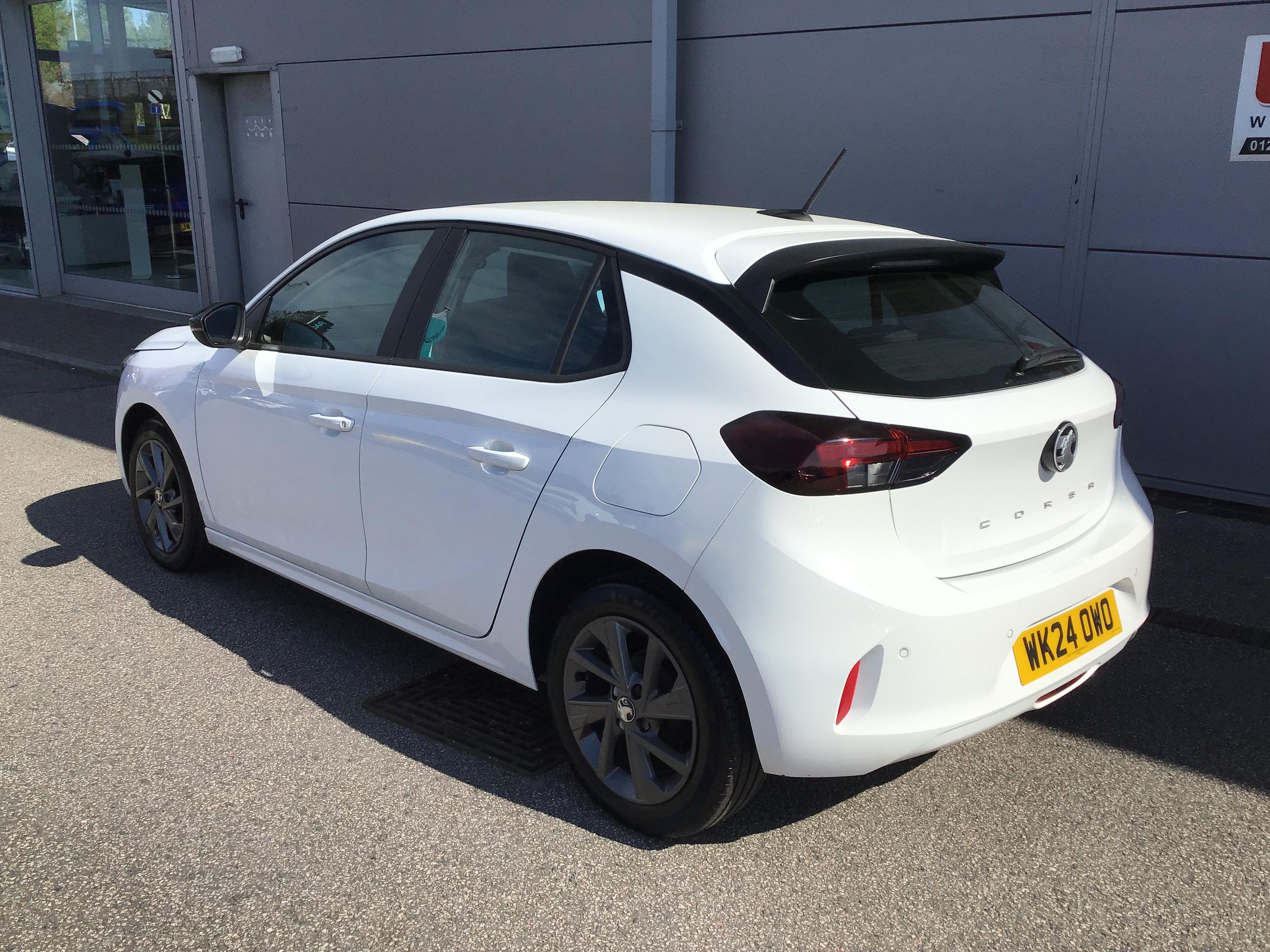 Vauxhall Corsa Photo 3