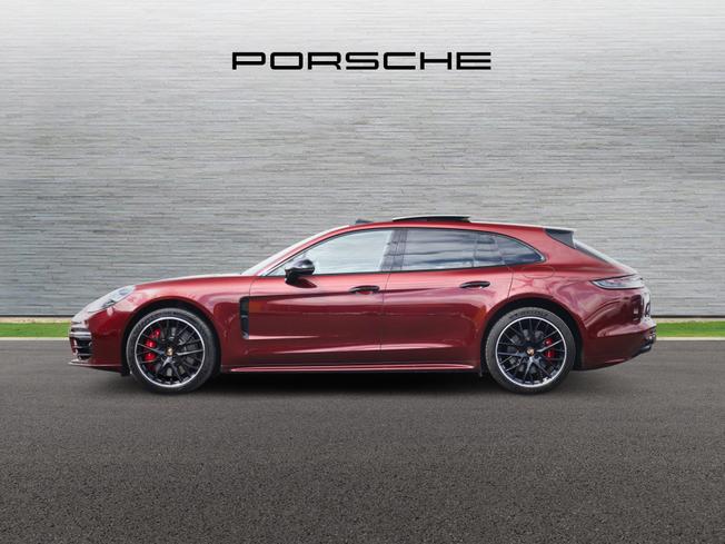 PORSCHE Panamera Photo 4