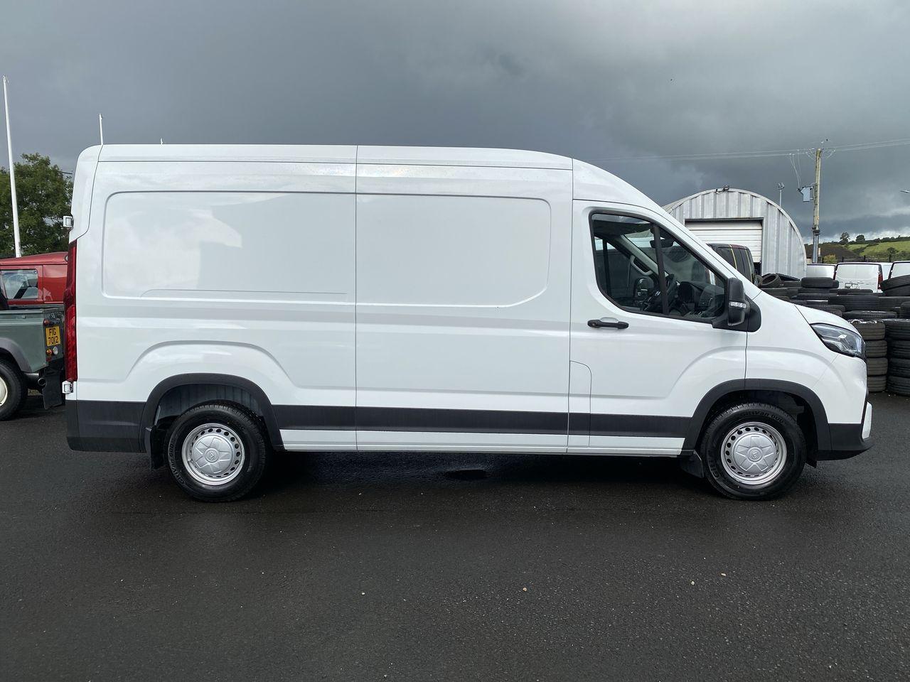 MAXUS DELIVER 9 LWB RWD 2.0 D20 150 - vehicle photo 4 for sale on PureCar
