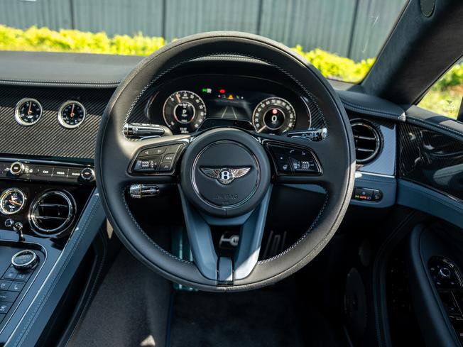 BENTLEY Continental GT Photo 18