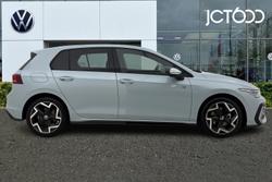 VOLKSWAGEN Golf Photo 4