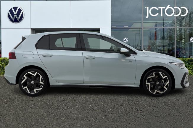 VOLKSWAGEN Golf Photo 4
