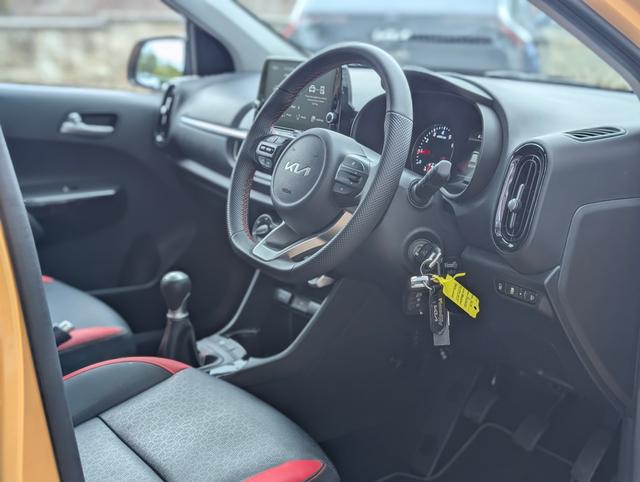 Kia Picanto Photo 49d501f5-8318-4767-b30d-63dcfbc13f6b.jpg