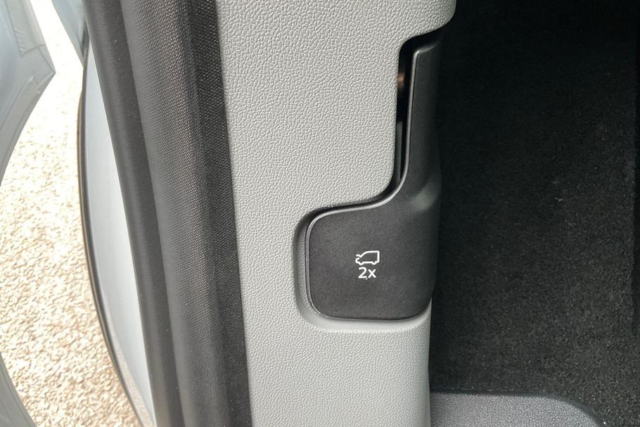 Used Ford TRANSIT CUSTOM CUSTOMPHEV11 18
