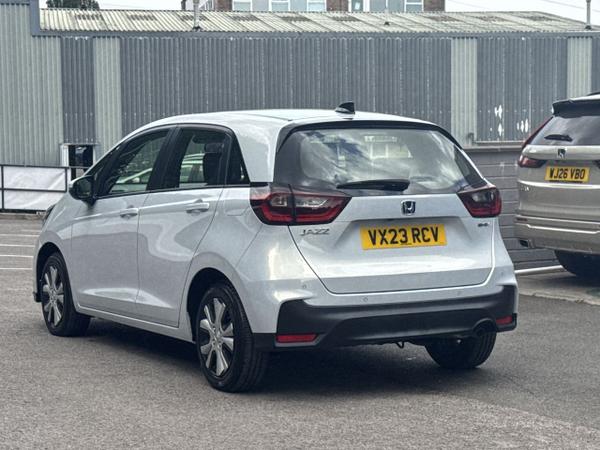 Honda Jazz Photo 2