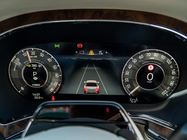 BENTLEY Flying Spur  Photo 18