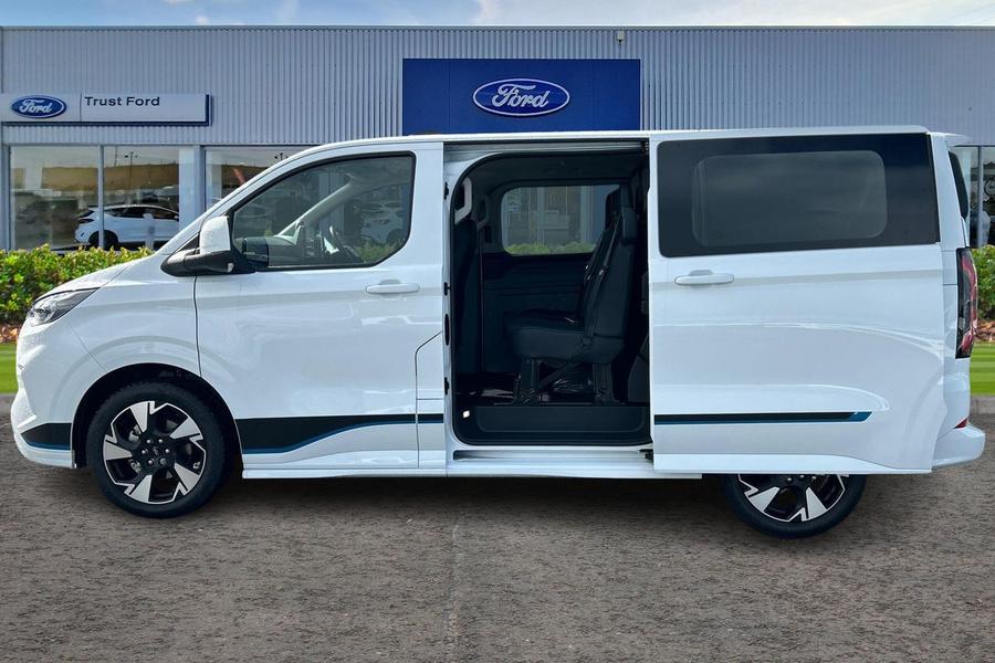 Ford TRANSIT CUSTOM Photo 4a08962d-8c87-453d-9a84-23be7c77a927.jpg