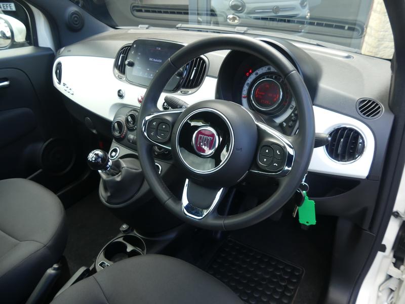 Fiat 500 Photo 4a0f2a72-1217-4b87-9cd4-fd7cf29c1f4a.jpg