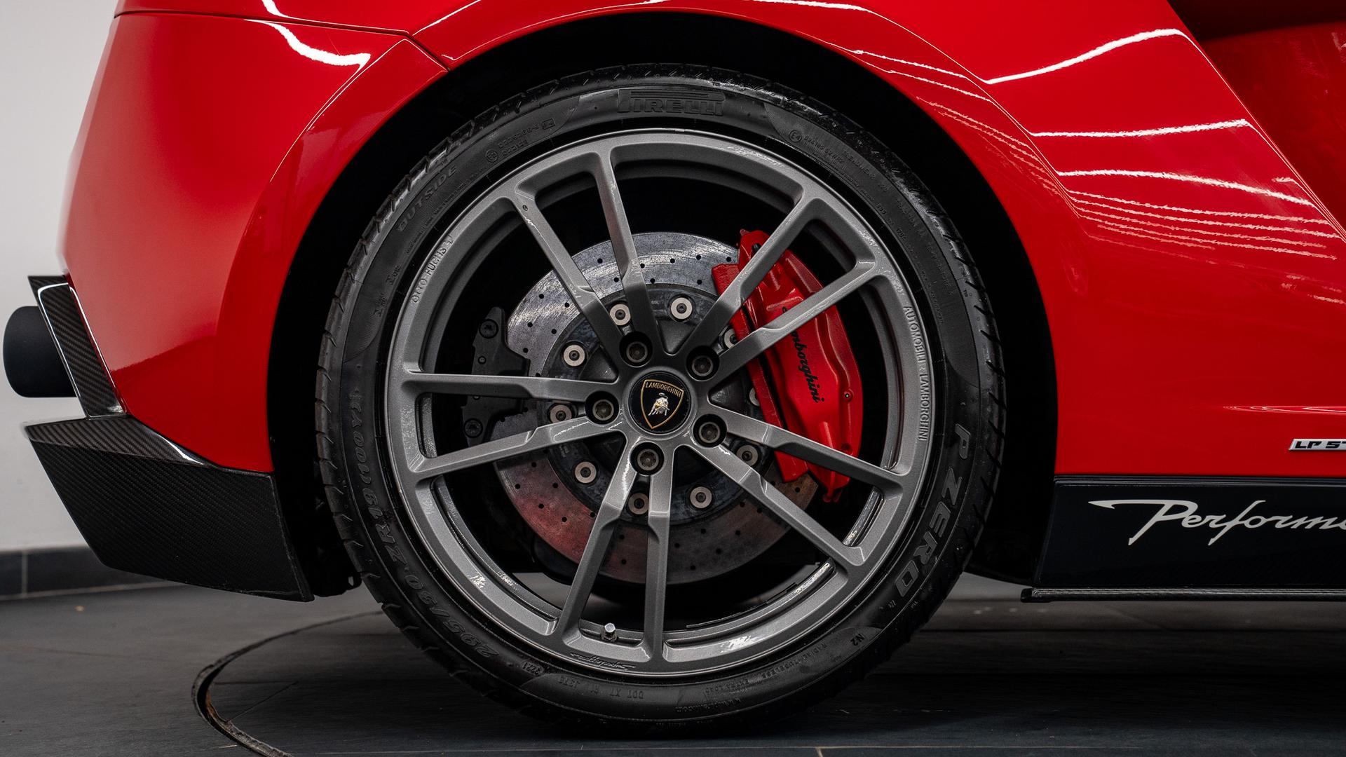 LAMBORGHINI Gallardo Photo 4a14b3eb-ccdc-48ae-a274-623b73a25742.jpg
