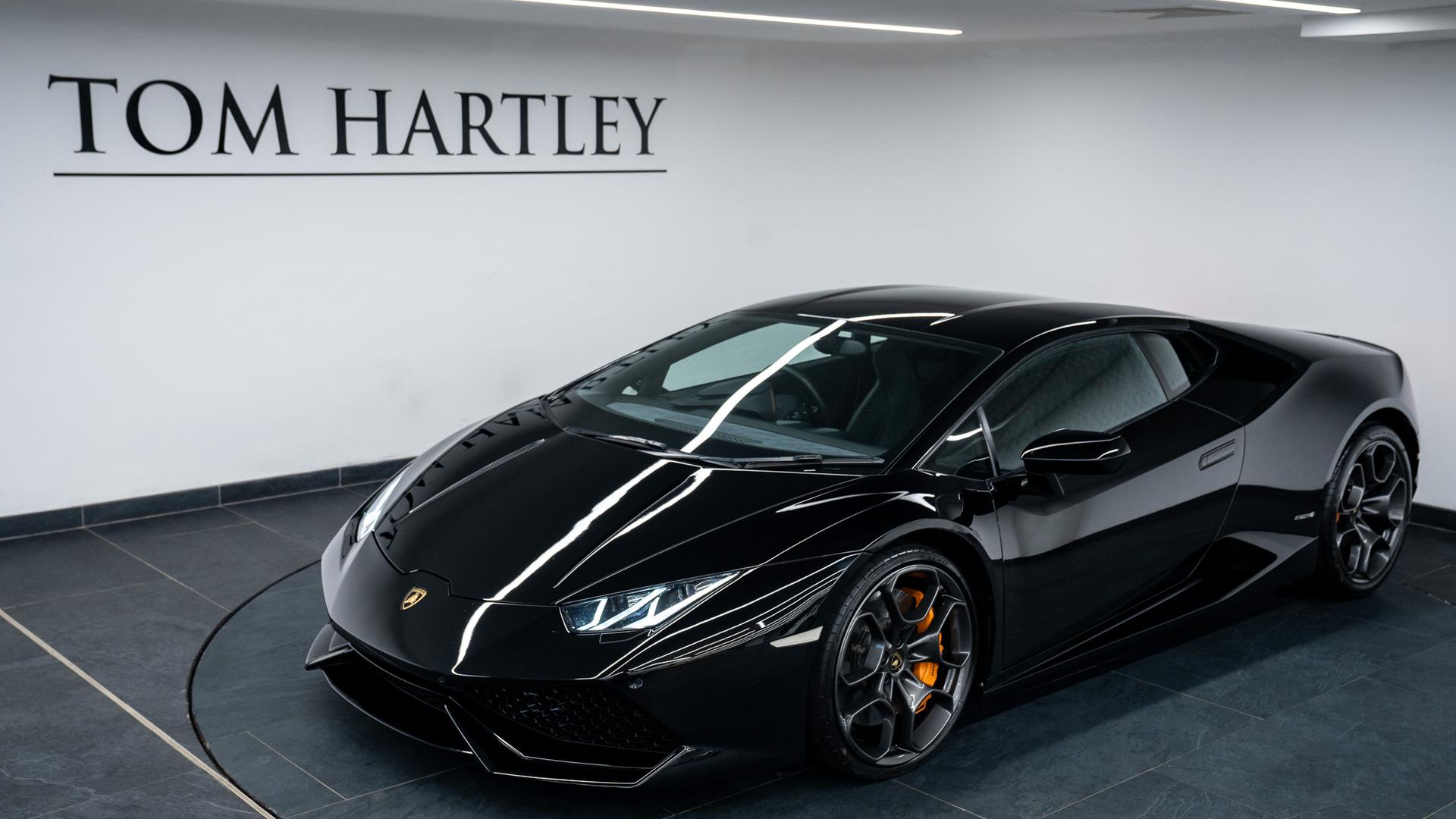 LAMBORGHINI Huracan Photo 4a281e61-d434-4f68-9d2d-fbca7f8084fc.jpg