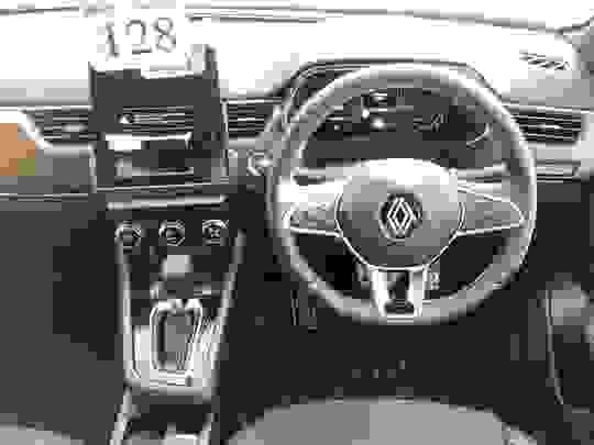 Renault ARKANA Photo 4a351aa7-ffd7-4c94-a3db-bb160a4bb6d4.jpg