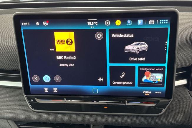 VOLKSWAGEN T-Roc Photo 14
