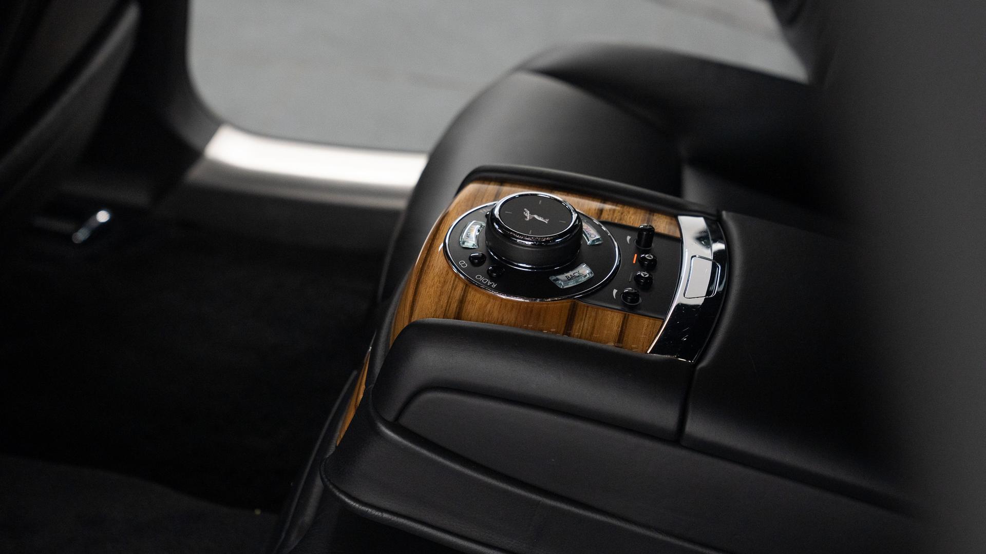 Rolls-Royce Ghost Photo 4a7dfe3b-0d53-447e-9219-1222a0ded80c.jpg
