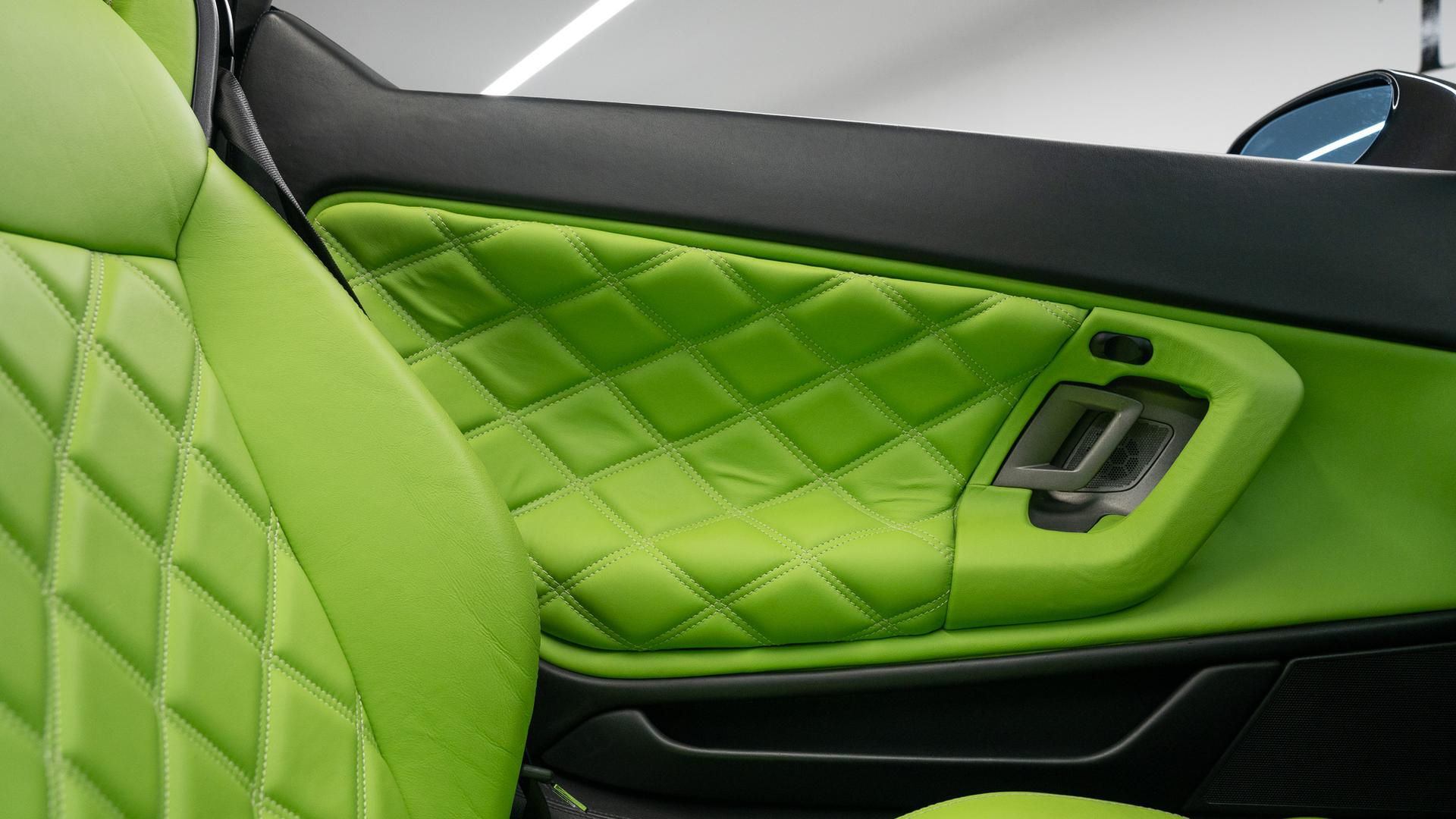 LAMBORGHINI Gallardo Photo 4a809d9d-f544-4275-9f13-c52954af4e1c.jpg