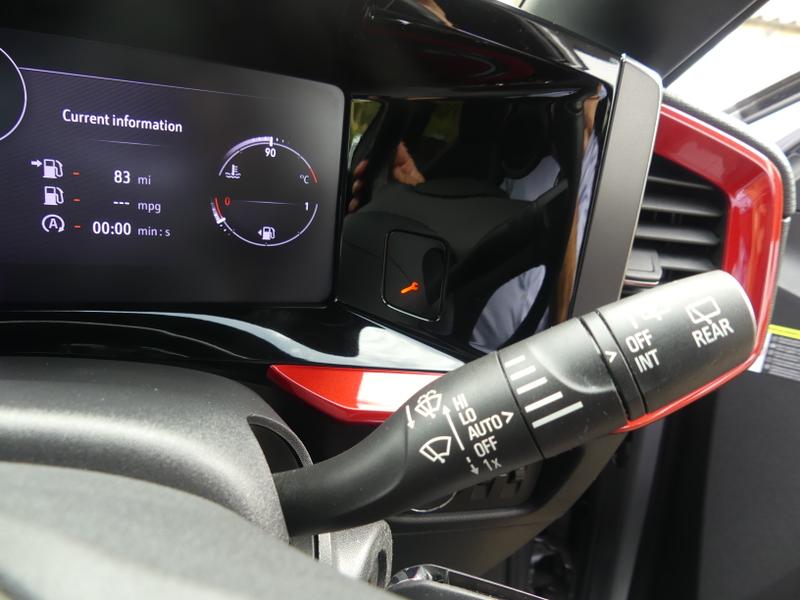 Vauxhall Mokka Photo 4a971df4-f68a-4bcc-b2bd-e04e5c9e3874.jpg