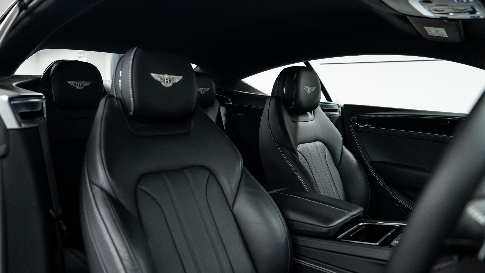 Bentley Continental GT Photo 4a97c106-70d2-4829-85fd-f1e1d9d015fa.jpg