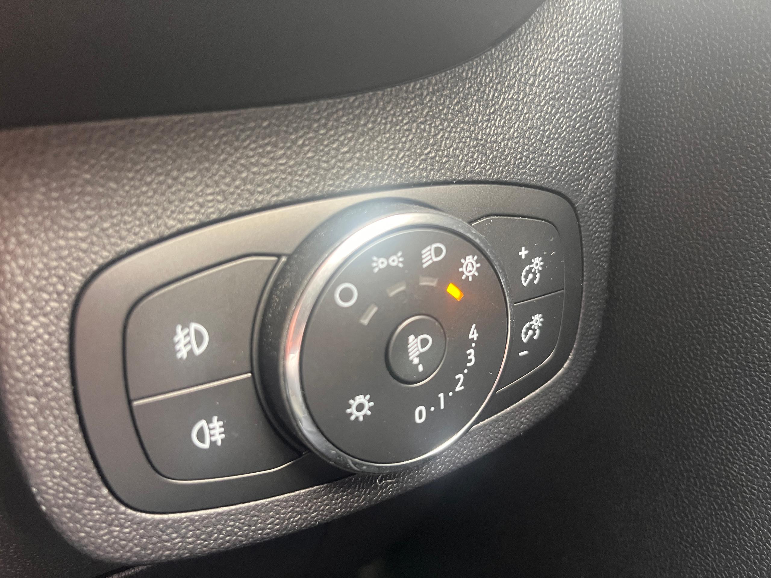 Used Ford FIESTA CN72RYR 44