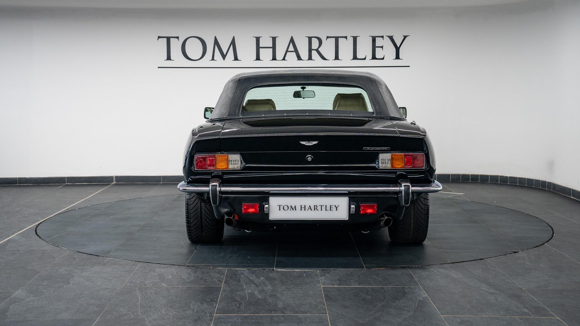 Aston Martin V8 Photo 4aafe92c-7041-4c9f-8d31-d0a23cd9f2ed.jpg