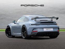 PORSCHE 911 Photo 2