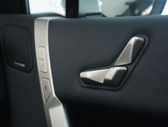 BMW iX Photo 4ac3eb34-35f0-48cc-92ea-dbf5124aacd8.jpg