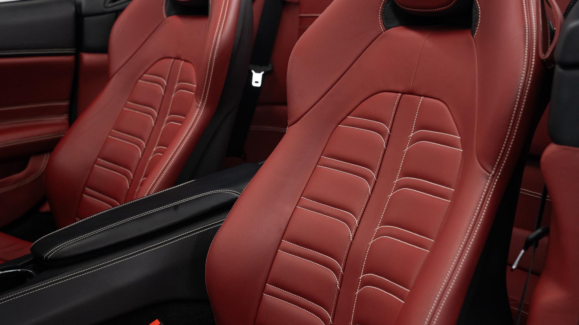 Ferrari California Photo 4acb553e-9101-4eba-be6c-780265a8a299.jpg