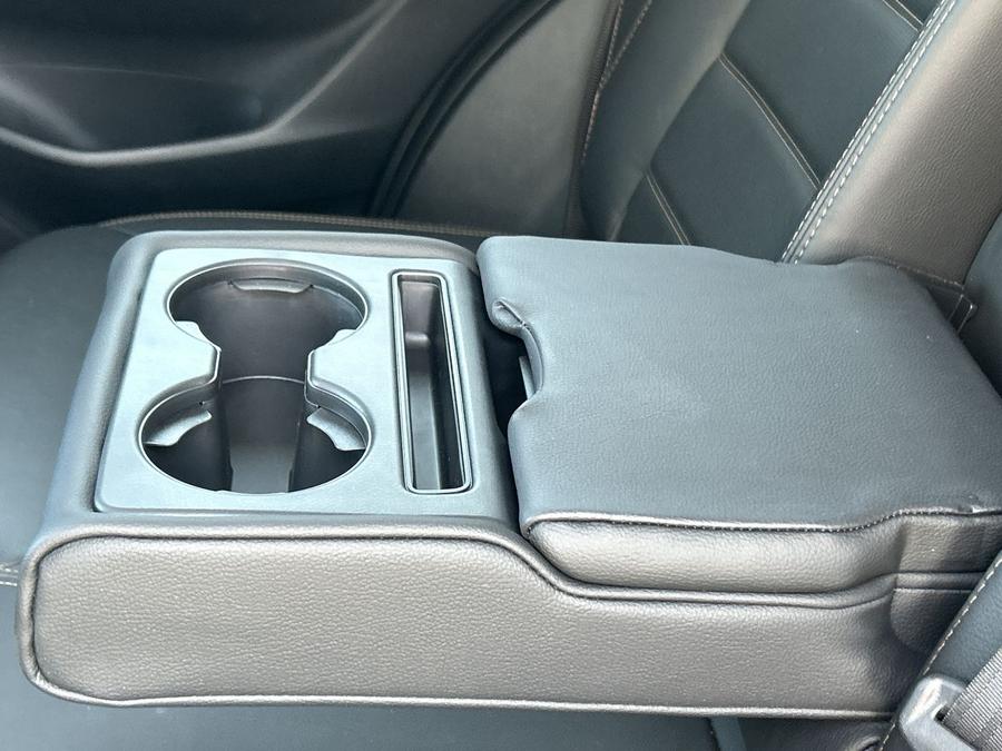 Mazda CX-5 Photo 4adb6351-d16e-43e5-9ac9-b76962637789.jpg