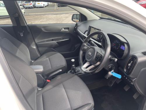 Kia Picanto Photo 4adbab37-90cd-4ab6-84c9-972c6f5e2cc3.jpeg