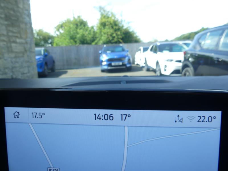 Ford Kuga Photo 4ae63635-feb9-4e80-999f-a15dff31e484.jpg