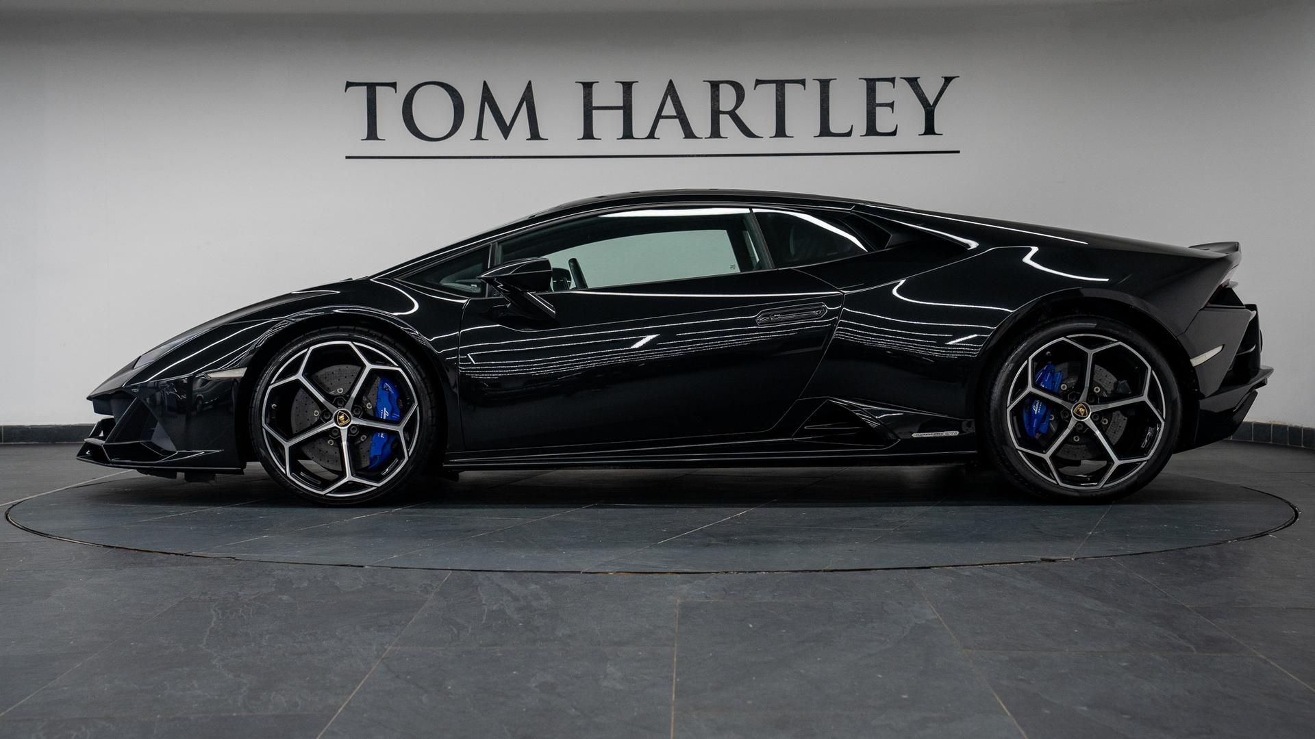LAMBORGHINI Huracan Photo 4af09ab0-ff52-4adf-9b06-0b29acedb19d.jpg
