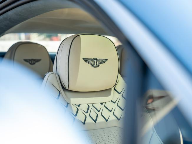 BENTLEY Continental GT  Photo 24