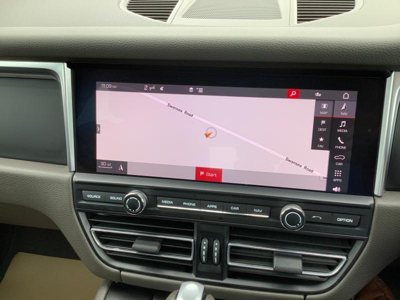 2021 21 PORSCHE MACAN